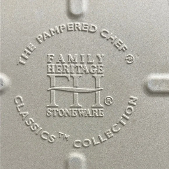 Pampered Chef Heritage Stoneware Baking Dish 9x13 - Picture 5 of 5